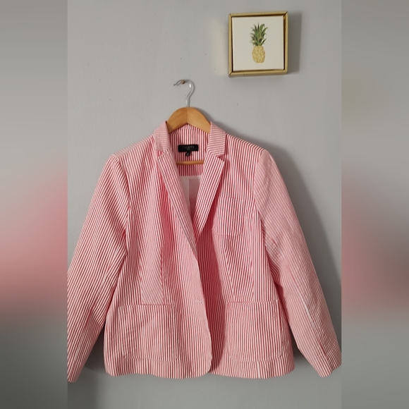 Talbot's Pinstripe Blazer Color White And Coral 2 Pockets Size 16 P Buttons New - Picture 8 of 9